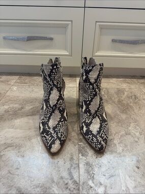 Steve Madden Black & White Snake-Print Pointed Ankle Boots